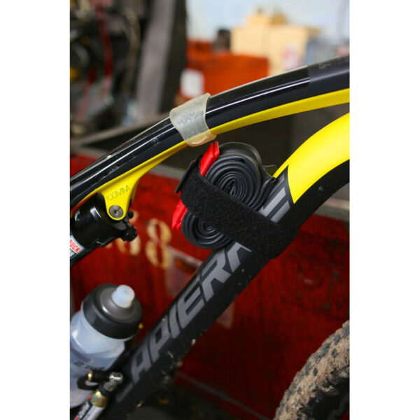 Cinta para transporte de câmara de ar Zéfal Universal Tube Strap - Image 4