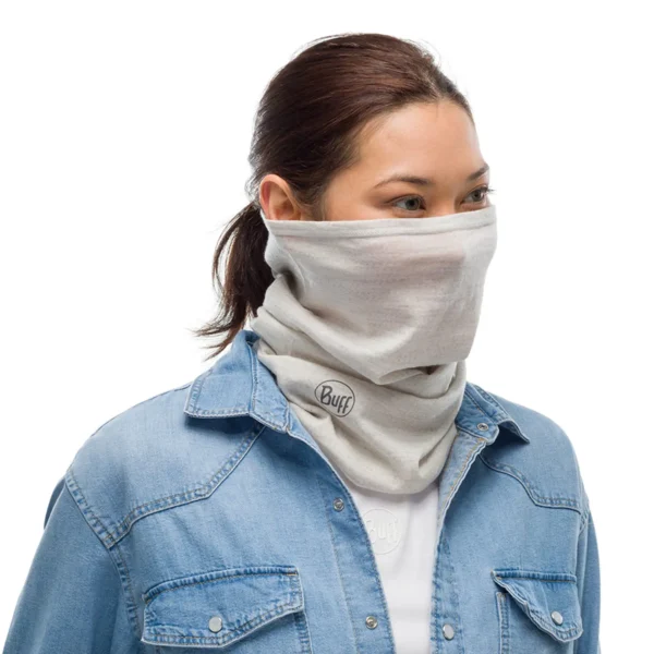 Lenço chaminé multifuncional Buff Merino Lightweight Solid Cloud - Image 3