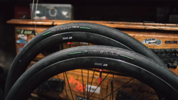 Pneu Estrada Pirelli Cinturato Velo TLR 700x28c - Image 6