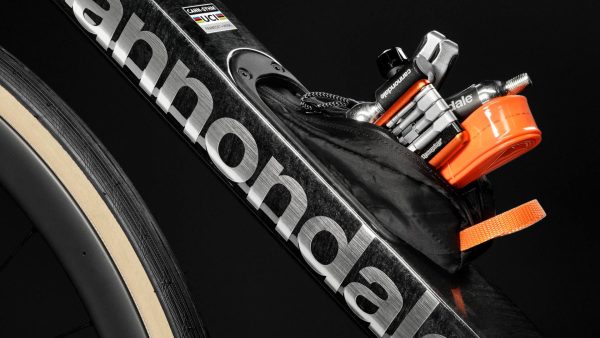 Synapse Carbon 3 SmartSense 61 - Image 9